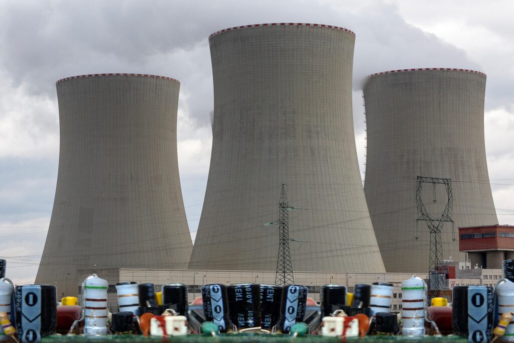 خطر الطاقة النووية سيصبح في نهاية المطاف خارج نطاق السيطرة