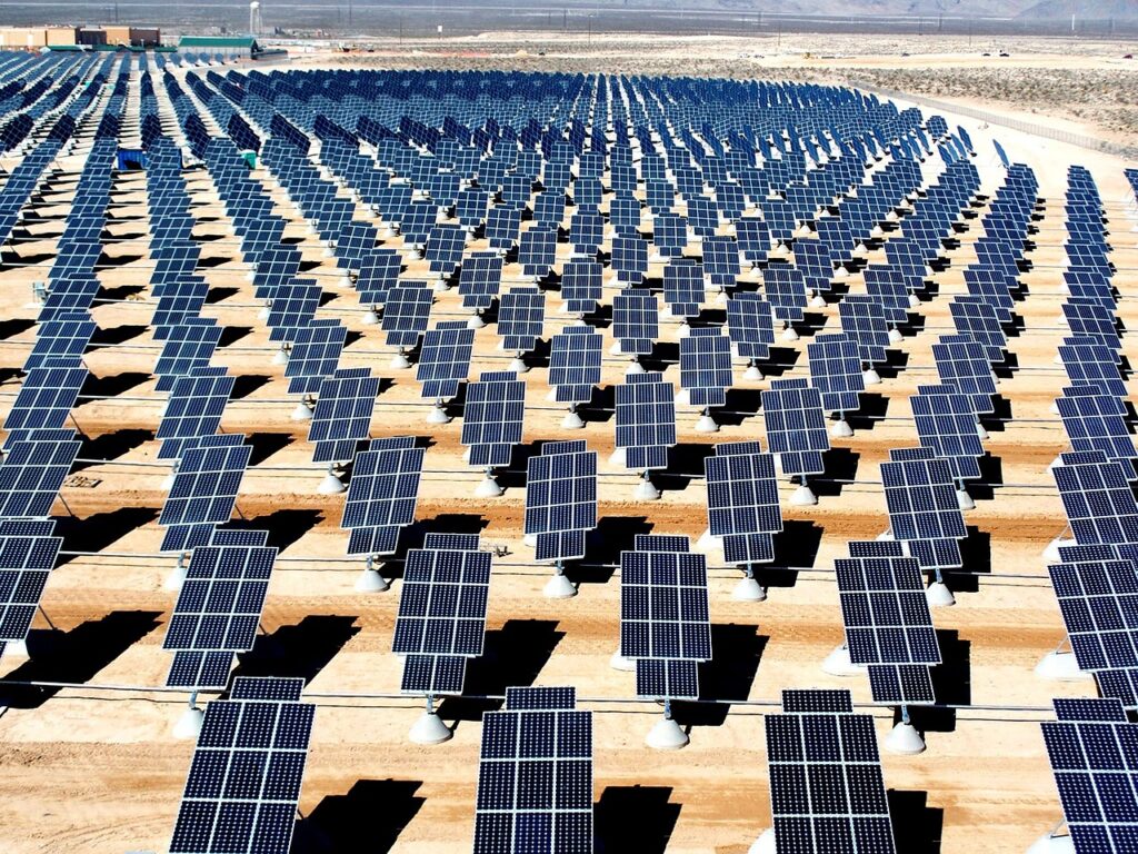 مطور دنماركي لبناء أكبر حديقة للطاقة الشمسية في السويد