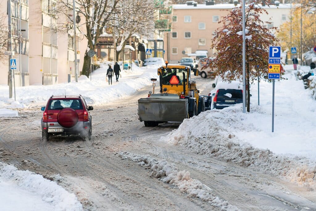 العاصفة الثلجية في كندا تقتل 3 وتضرر مئات الآلاف 